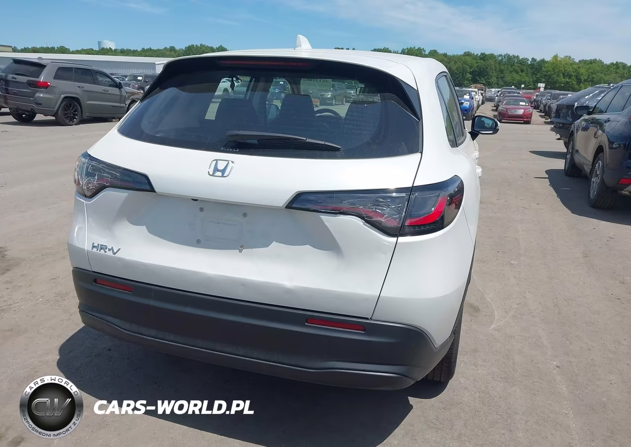 2025 Honda Hr-V Awd Lx VIN:3CZRZ2H35SM718306 - 4