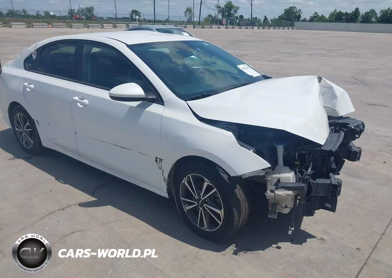 2023 Kia Forte Lxs – zdjęcie 1 z 16