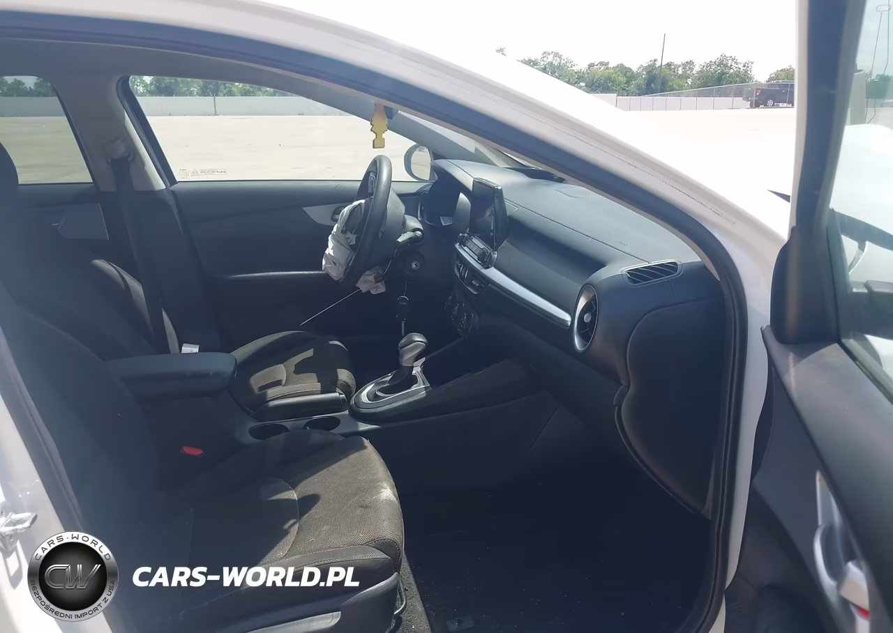 2023 Kia Forte Lxs VIN:3KPF24AD3PE544653 - 5