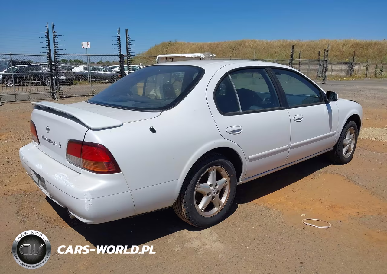 1998 Nissan Maxima Gle-Gxe-Se VIN:JN1CA21D3WT509940 - 4