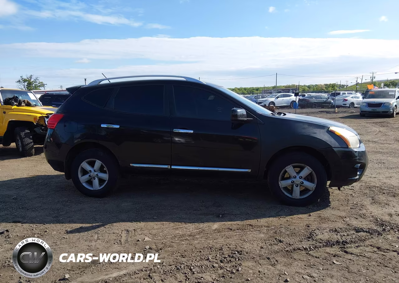 2013 Nissan Rogue S VIN:JN8AS5MV8DW611841 - 13