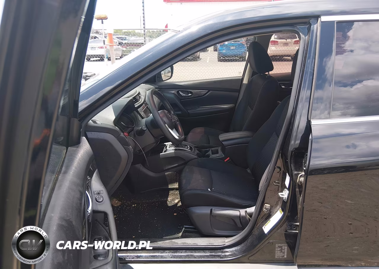 2018 Nissan Rogue S VIN:KNMAT2MT8JP601421 - 18