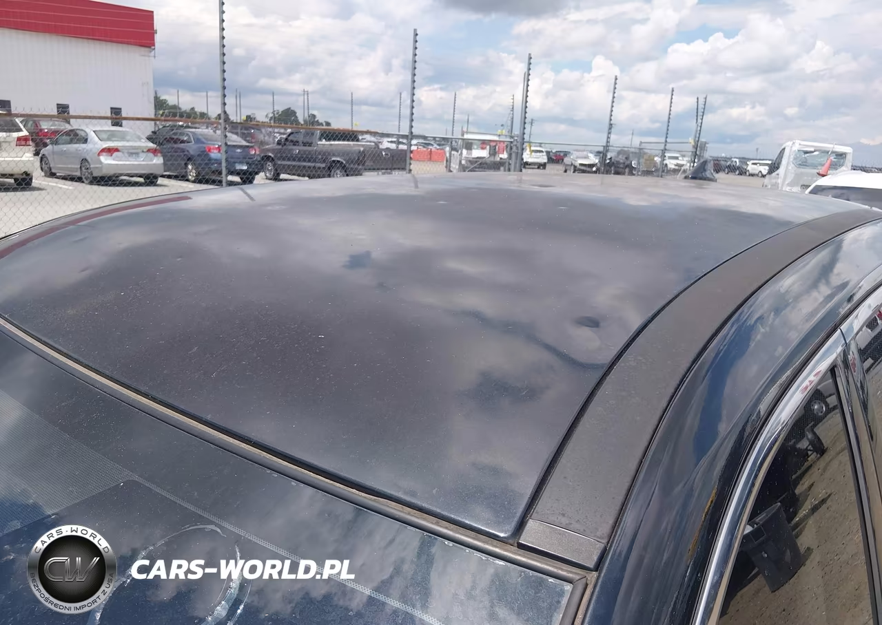 2018 Nissan Rogue S VIN:KNMAT2MT8JP601421 - 19