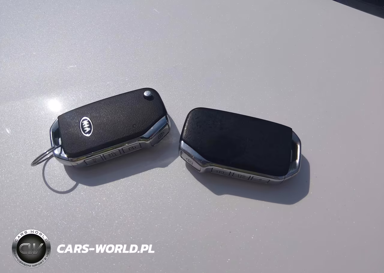 2020 Kia Soul X-Line VIN:KNDJ23AU8L7064140 - 11