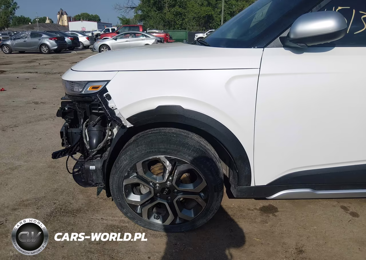 2020 Kia Soul X-Line VIN:KNDJ23AU8L7064140 - 18