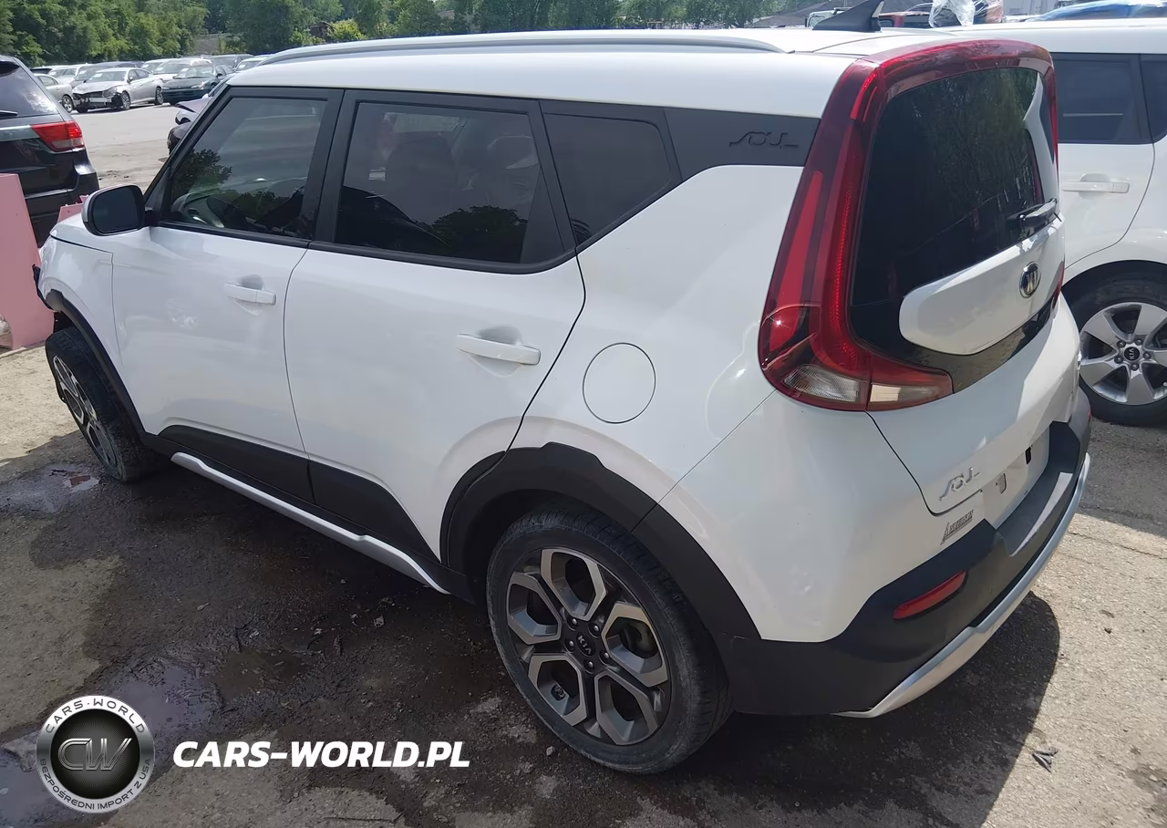 2020 Kia Soul X-Line VIN:KNDJ23AU8L7064140 - 3