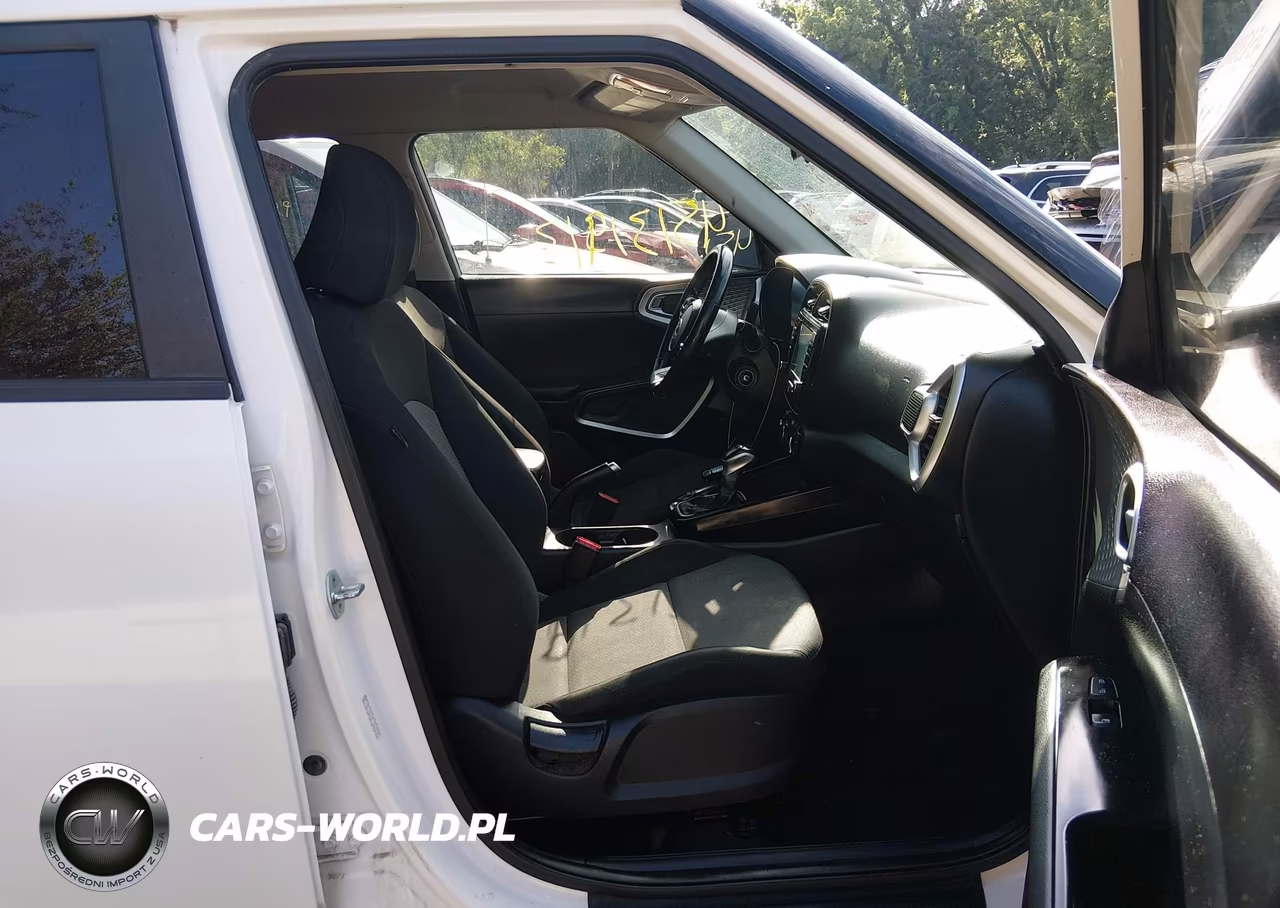 2020 Kia Soul X-Line VIN:KNDJ23AU8L7064140 - 5