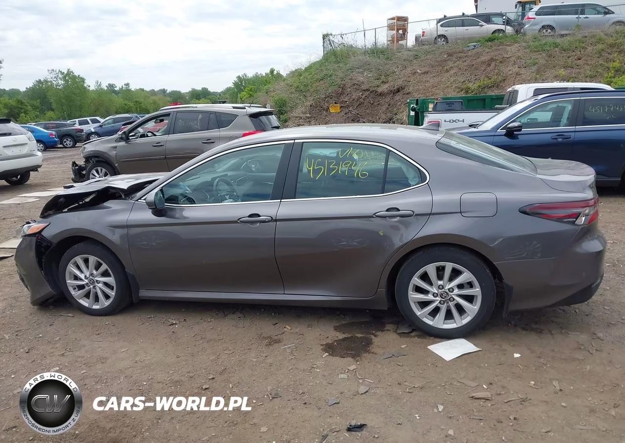 2024 Toyota Camry Le VIN:4T1C11AK0RU903606 - 14