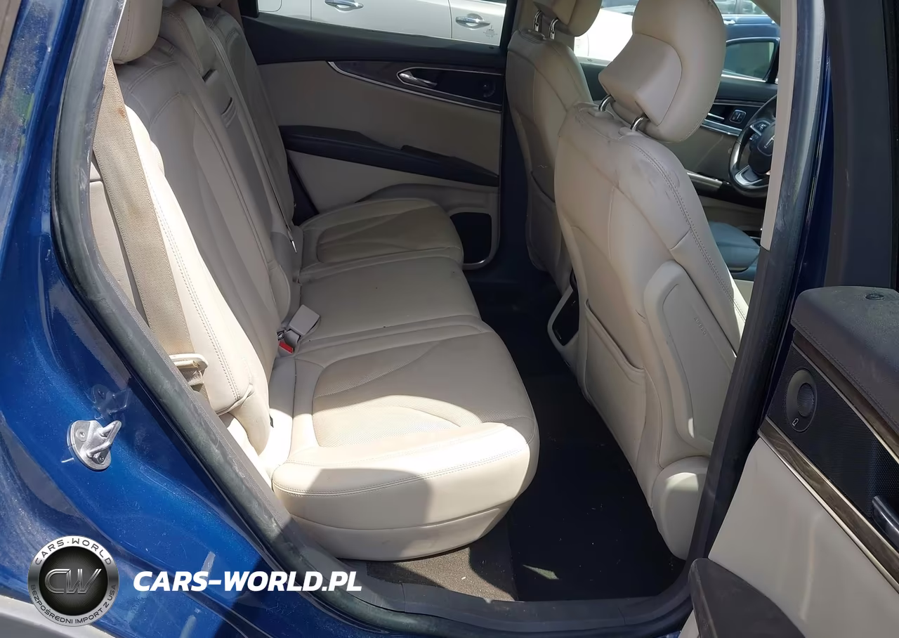 2019 Lincoln Nautilus Reserve VIN:2LMPJ8L95KBL10411 - 8
