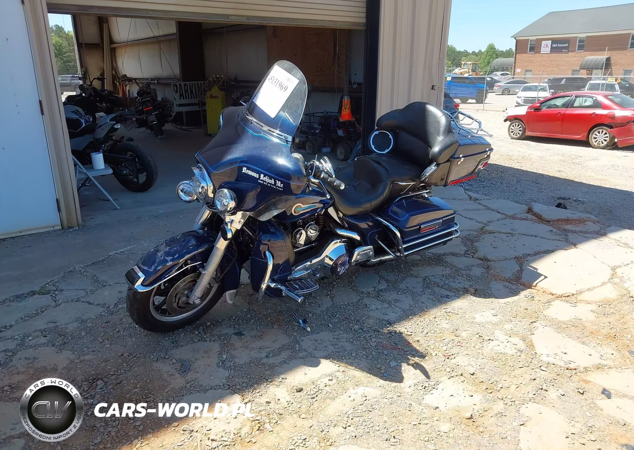 2004 Harley-Davidson Flhtcui Shrine VIN:1HD1FLW1X4Y616864 - 2
