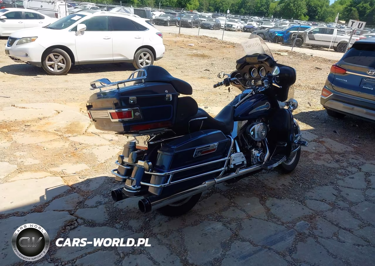 2004 Harley-Davidson Flhtcui Shrine VIN:1HD1FLW1X4Y616864 - 4