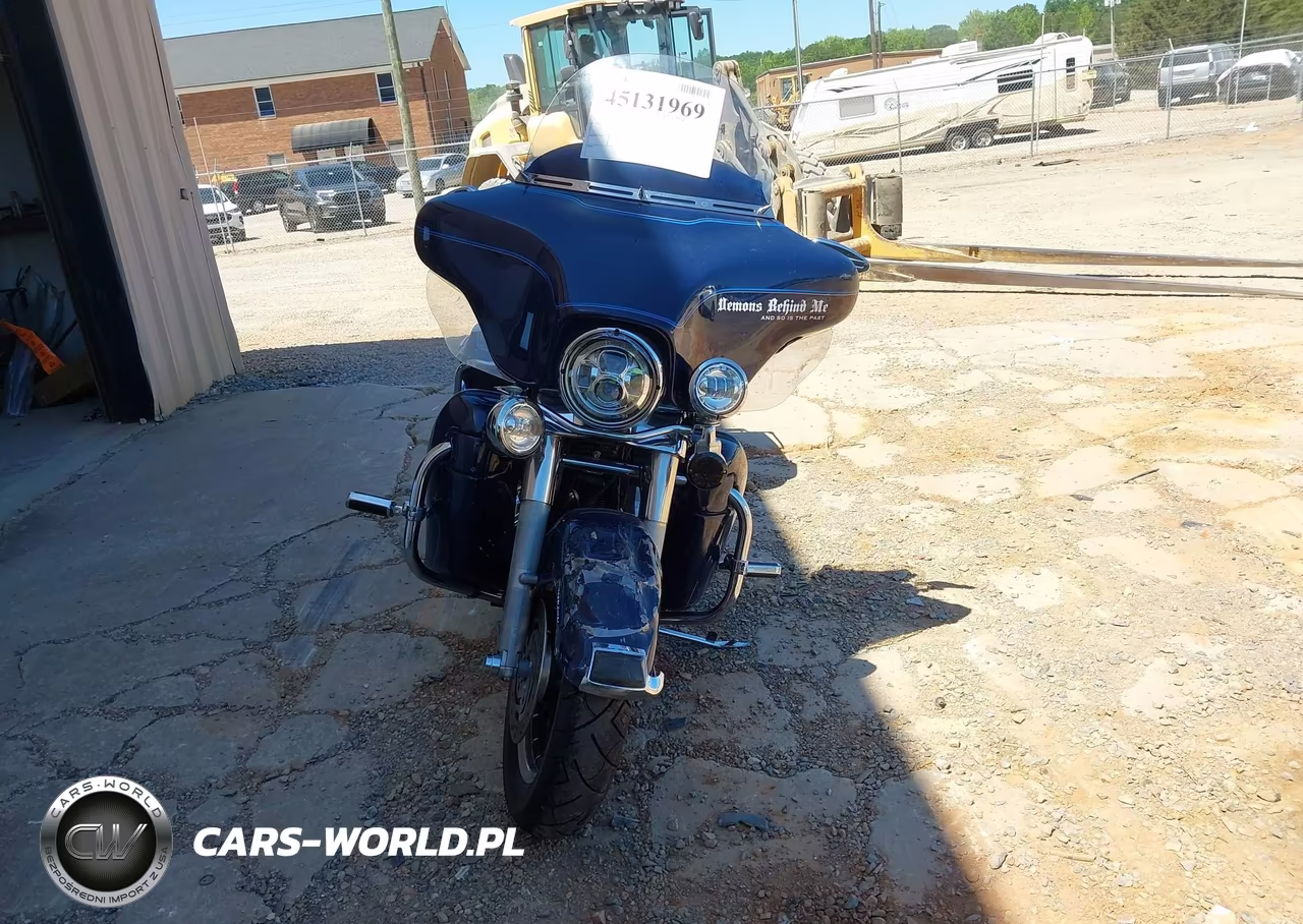 2004 Harley-Davidson Flhtcui Shrine VIN:1HD1FLW1X4Y616864 - 5