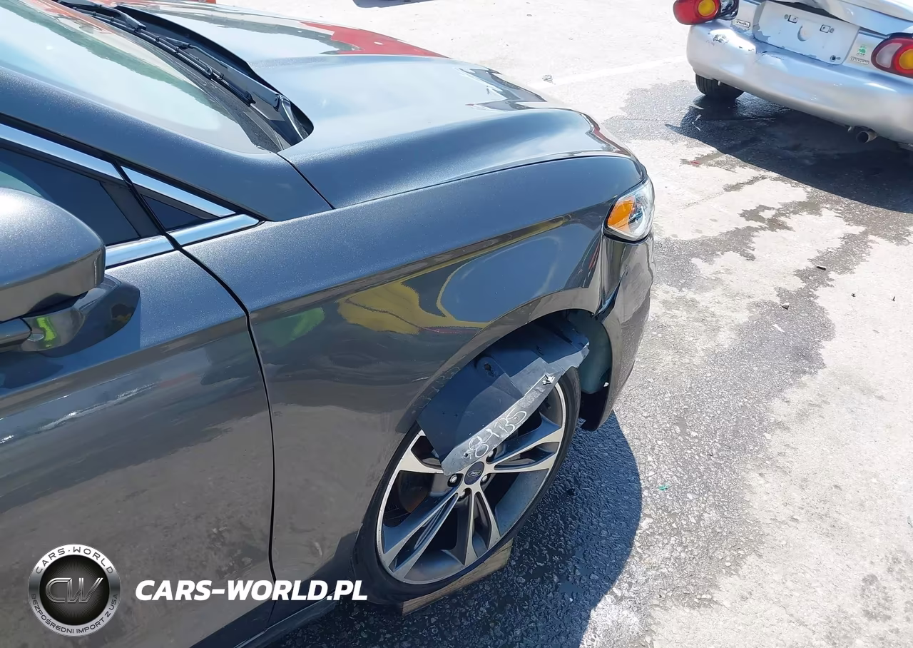 2020 Ford Fusion Titanium VIN:3FA6P0K95LR265606 - 17