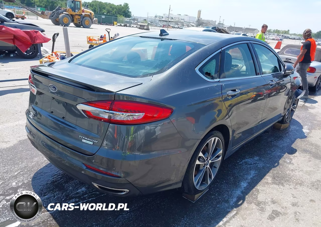 2020 Ford Fusion Titanium VIN:3FA6P0K95LR265606 - 4