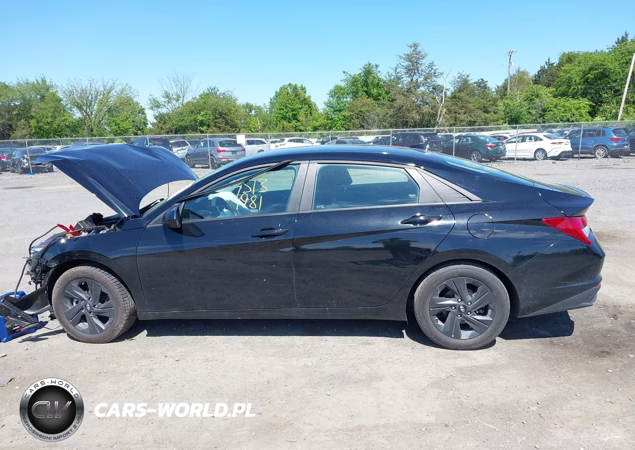 2023 Hyundai Elantra Hybrid Blue VIN:KMHLM4AJXPU058440 - 15