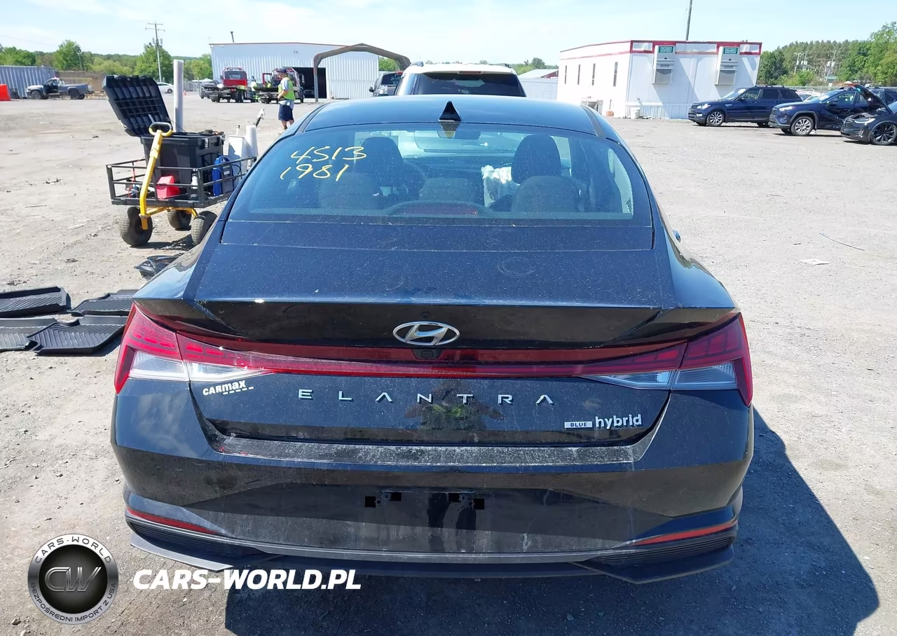 2023 Hyundai Elantra Hybrid Blue VIN:KMHLM4AJXPU058440 - 17