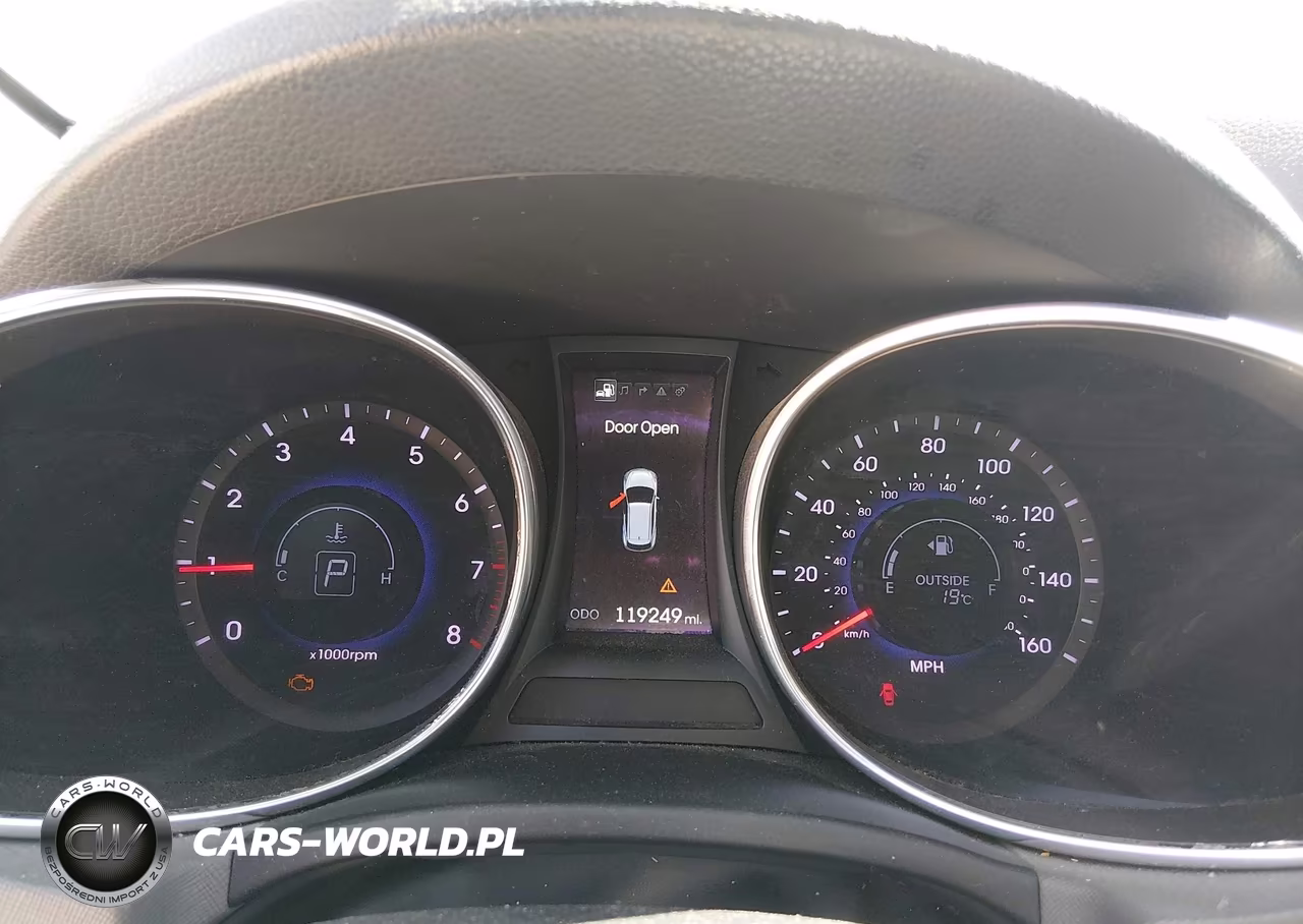 2015 Hyundai Santa Fe Sport 2.4L VIN:5XYZU3LB2FG277634 - 7