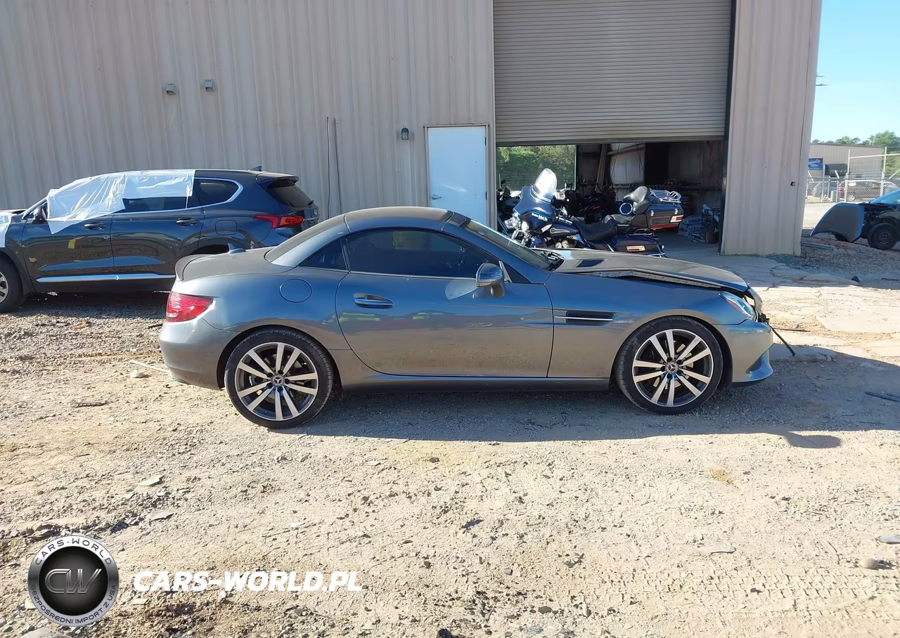 2018 Mercedes-Benz Slc 300 VIN:WDDPK3JA7JF153075 - 13