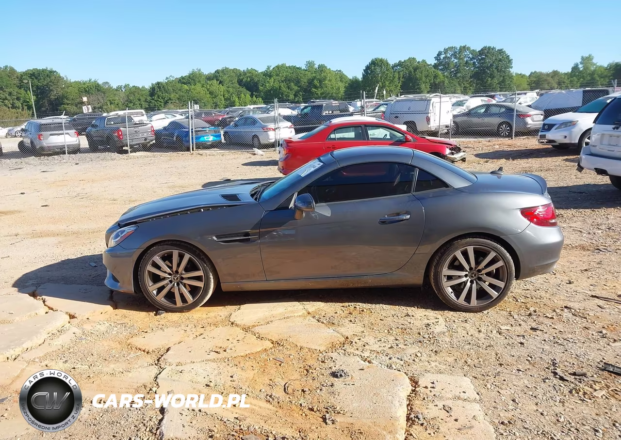 2018 Mercedes-Benz Slc 300 VIN:WDDPK3JA7JF153075 - 14