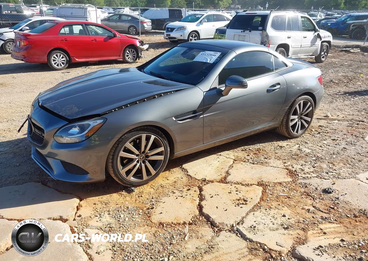 2018 Mercedes-Benz Slc 300 VIN:WDDPK3JA7JF153075 - 2