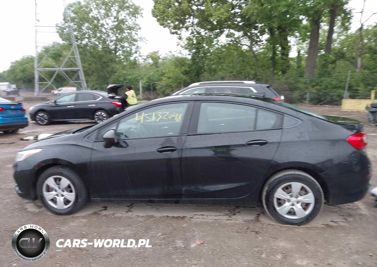 2018 Chevrolet Cruze Ls Auto VIN:1G1BC5SM0J7170647 - 14
