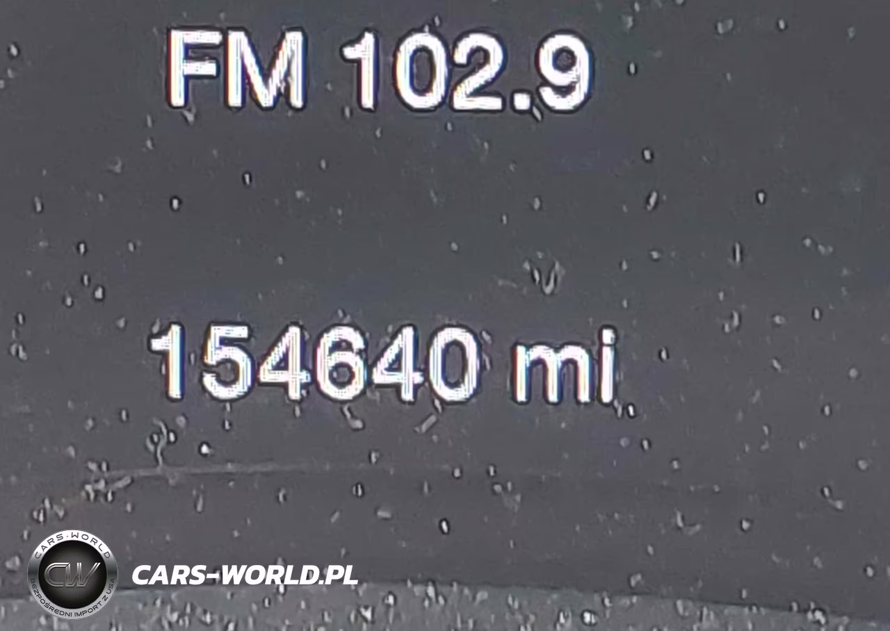 2018 Jeep Grand Cherokee Altitude 4X4 VIN:1C4RJFAG1JC191463 - 15