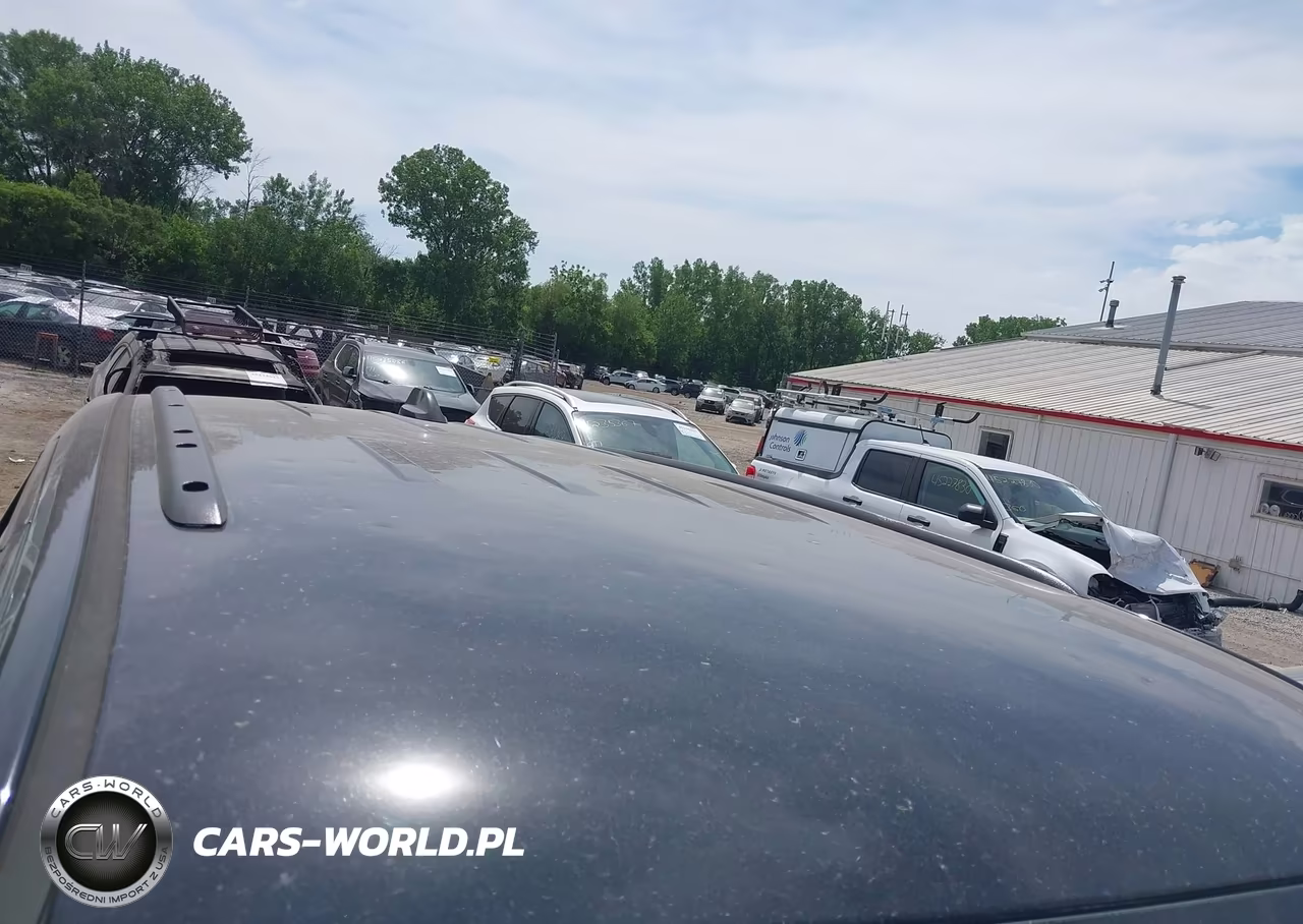 2018 Jeep Grand Cherokee Altitude 4X4 VIN:1C4RJFAG1JC191463 - 17