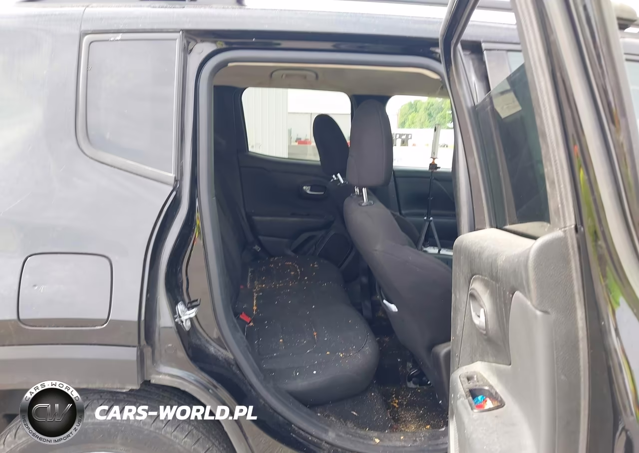 2022 Jeep Renegade Latitude 4X4 VIN:ZACNJDB11NPN48443 - 8