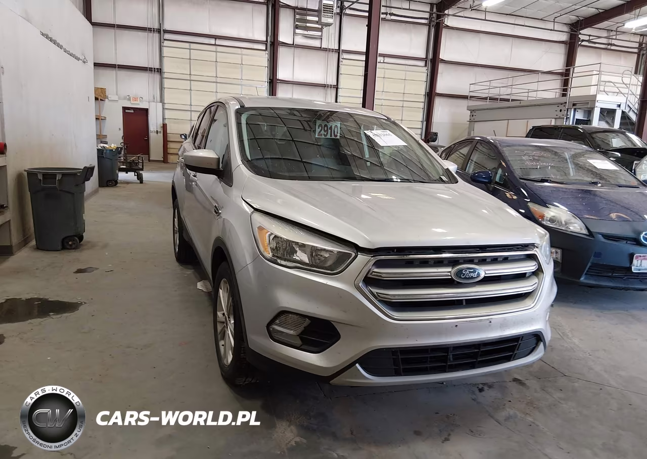 2017 Ford Escape Se VIN:1FMCU0GD2HUB28587 - 15