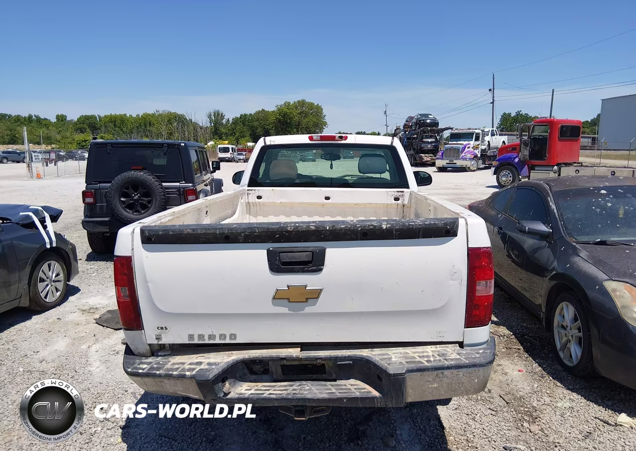 2008 Chevrolet Silverado 1500 Work Truck VIN:1GCEC14X08Z103744 - 16