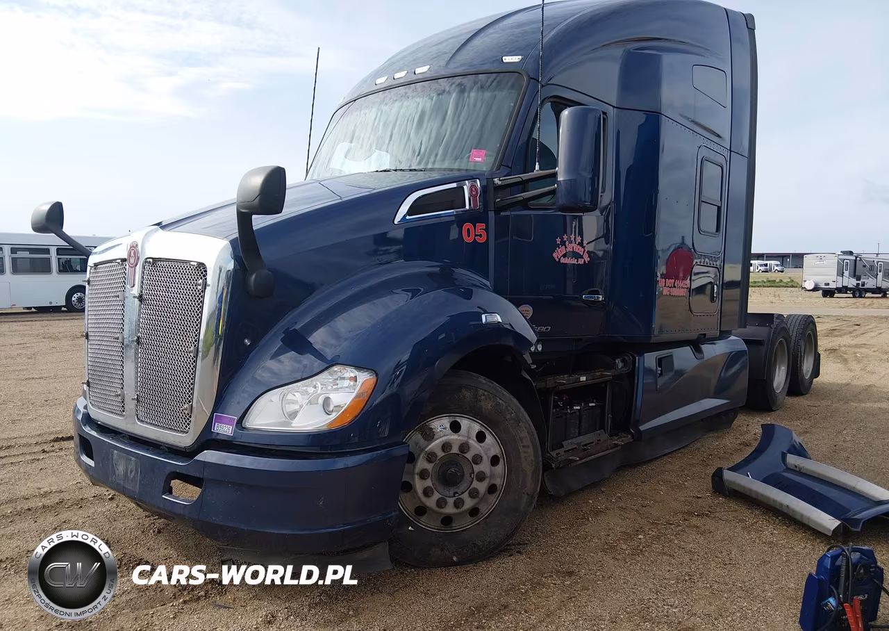 2020 Kenworth T680 VIN:1XKYDP9X3LJ355103 - 2