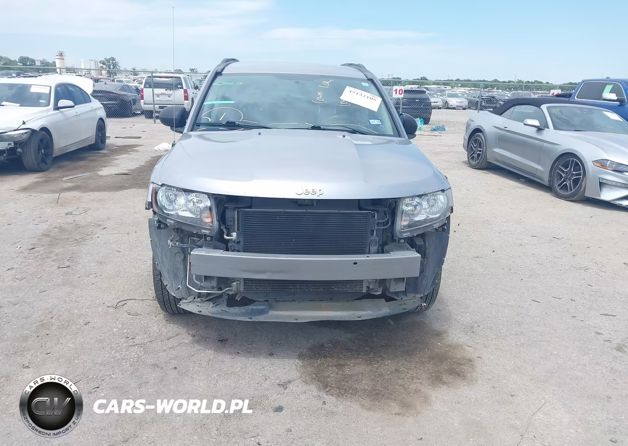 2015 Jeep Compass Sport VIN:1C4NJCBA6FD418526 - 6