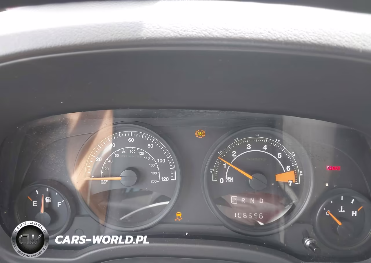 2015 Jeep Compass Sport VIN:1C4NJCBA6FD418526 - 7