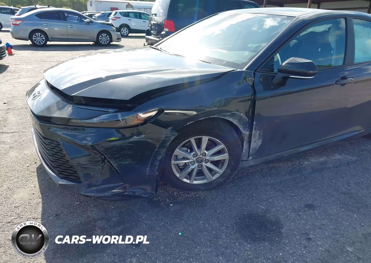 2025 Toyota Camry Le VIN:4T1DAACK7SU196043 - 6