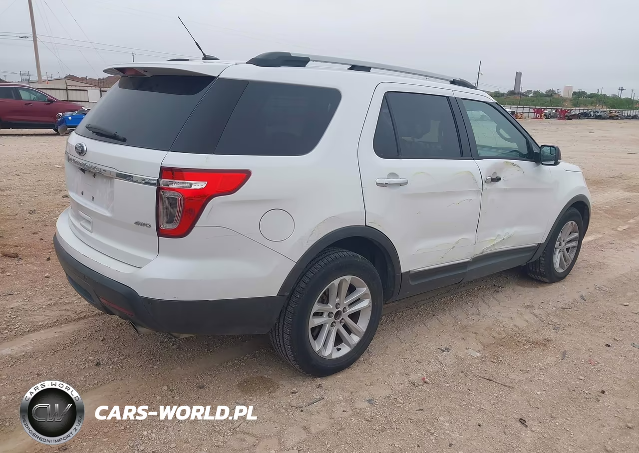 2014 Ford Explorer Xlt VIN:1FM5K7D95EGA65616 - 4