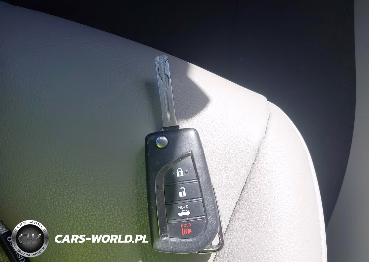 2018 Toyota Camry Se VIN:4T1B11HK6JU112454 - 11