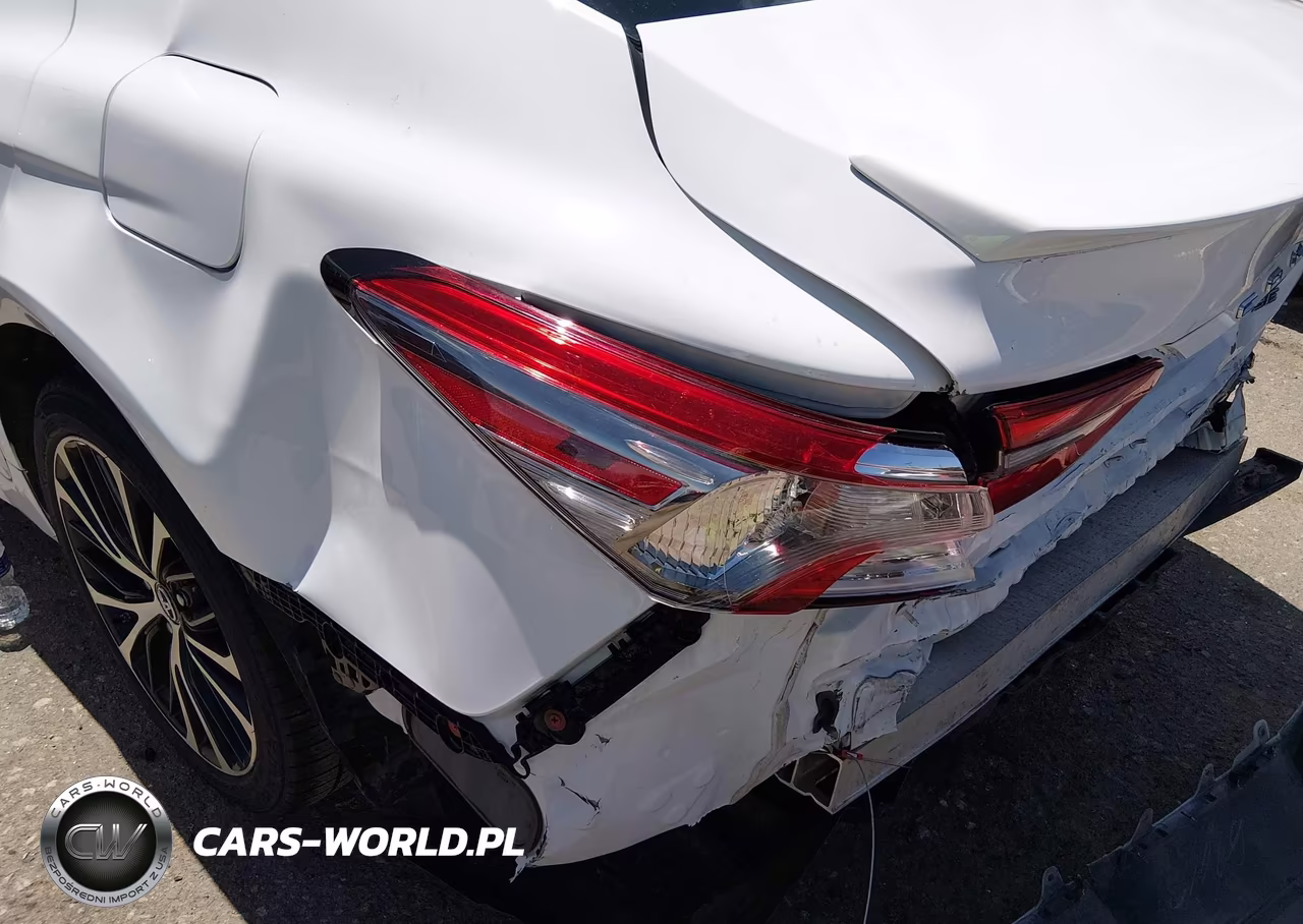 2018 Toyota Camry Se VIN:4T1B11HK6JU112454 - 19