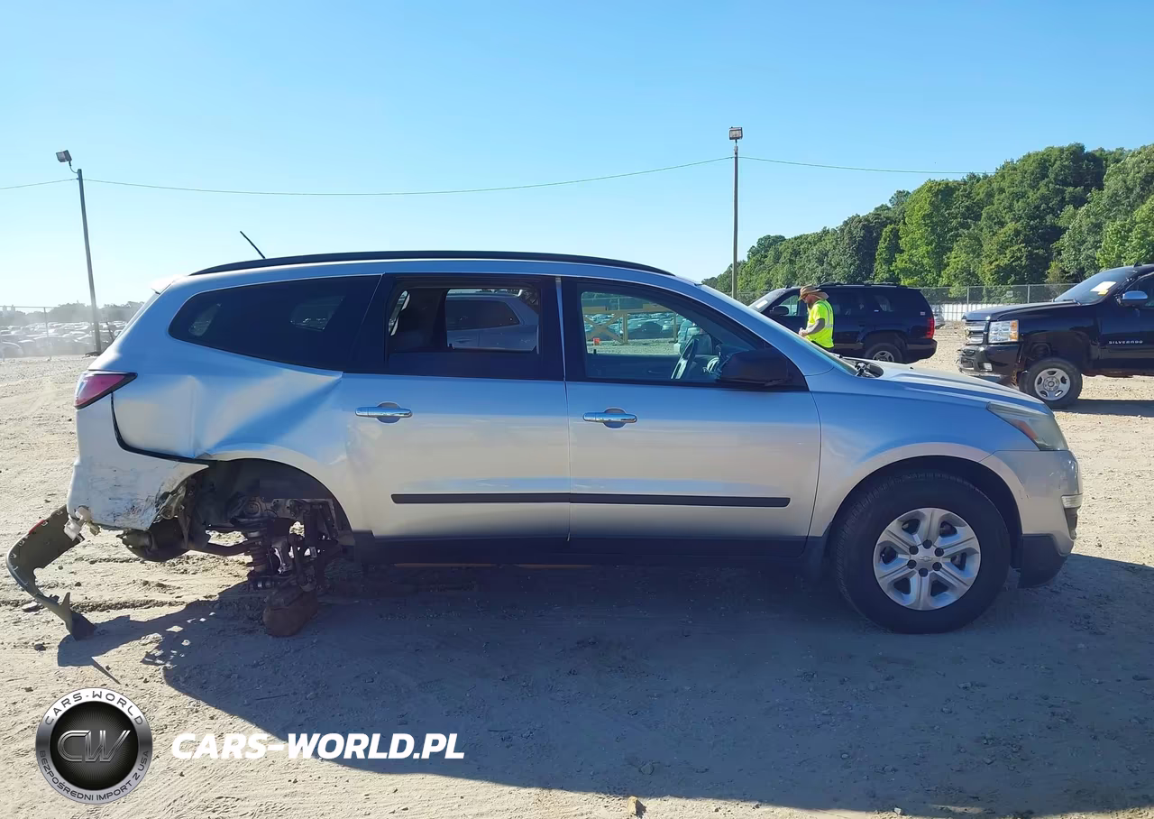 2014 Chevrolet Traverse Ls VIN:1GNKRFEDXEJ235639 - 13