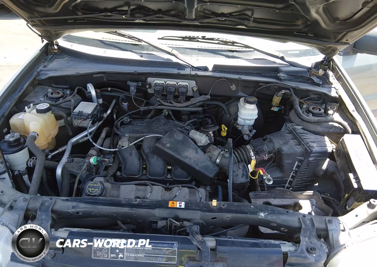 2005 Ford Escape Xlt VIN:1FMCU03185KE32428 - 10
