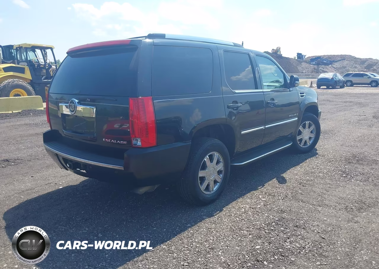2008 Cadillac Escalade Standard VIN:1GYFK63838R234532 - 4