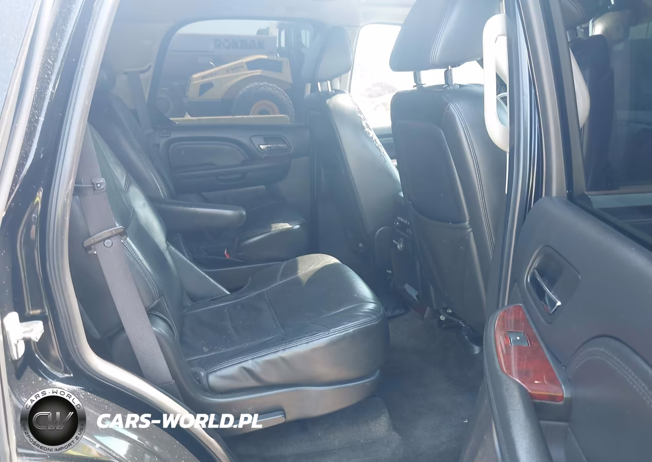 2008 Cadillac Escalade Standard VIN:1GYFK63838R234532 - 8