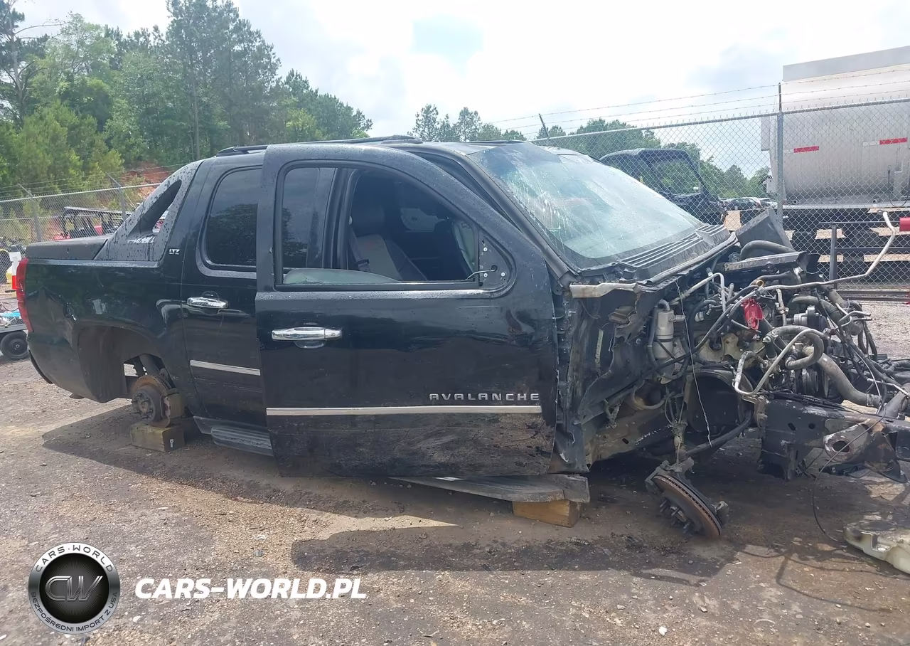 2011 Chevrolet Avalanche 1500 Ltz VIN:3GNMCGE04BG105155 - 18