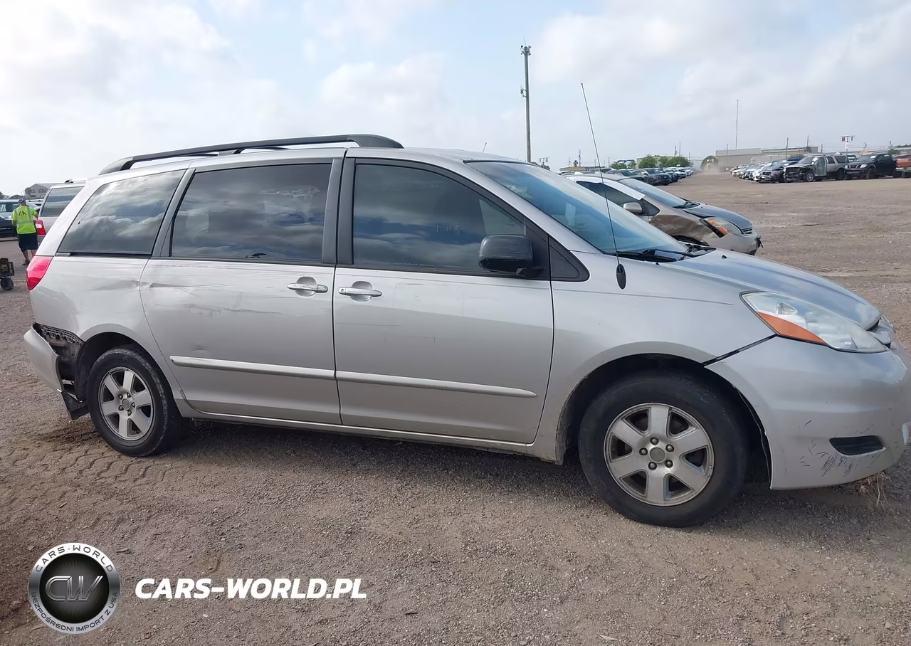2009 Toyota Sienna Le VIN:5TDZK23C99S269305 - 14