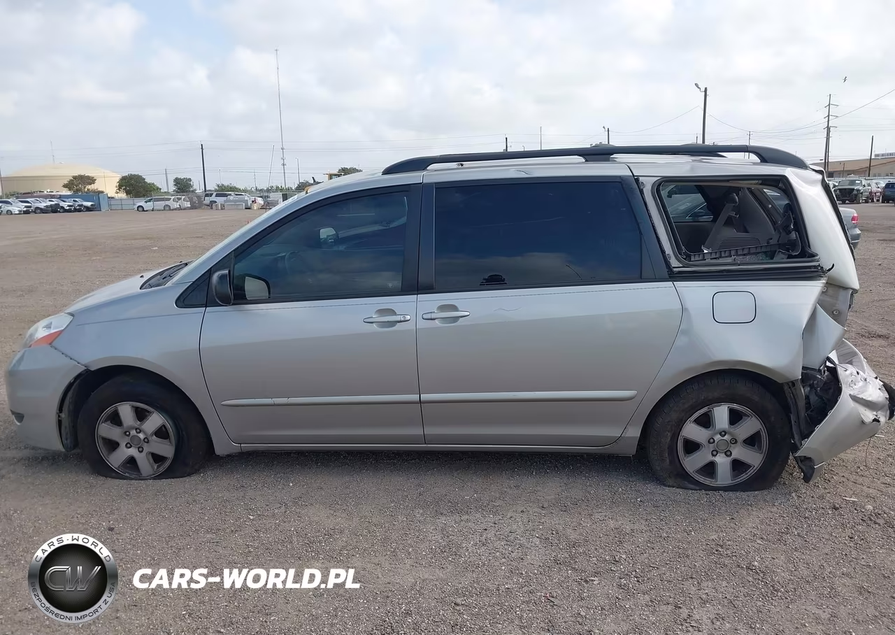 2009 Toyota Sienna Le VIN:5TDZK23C99S269305 - 15
