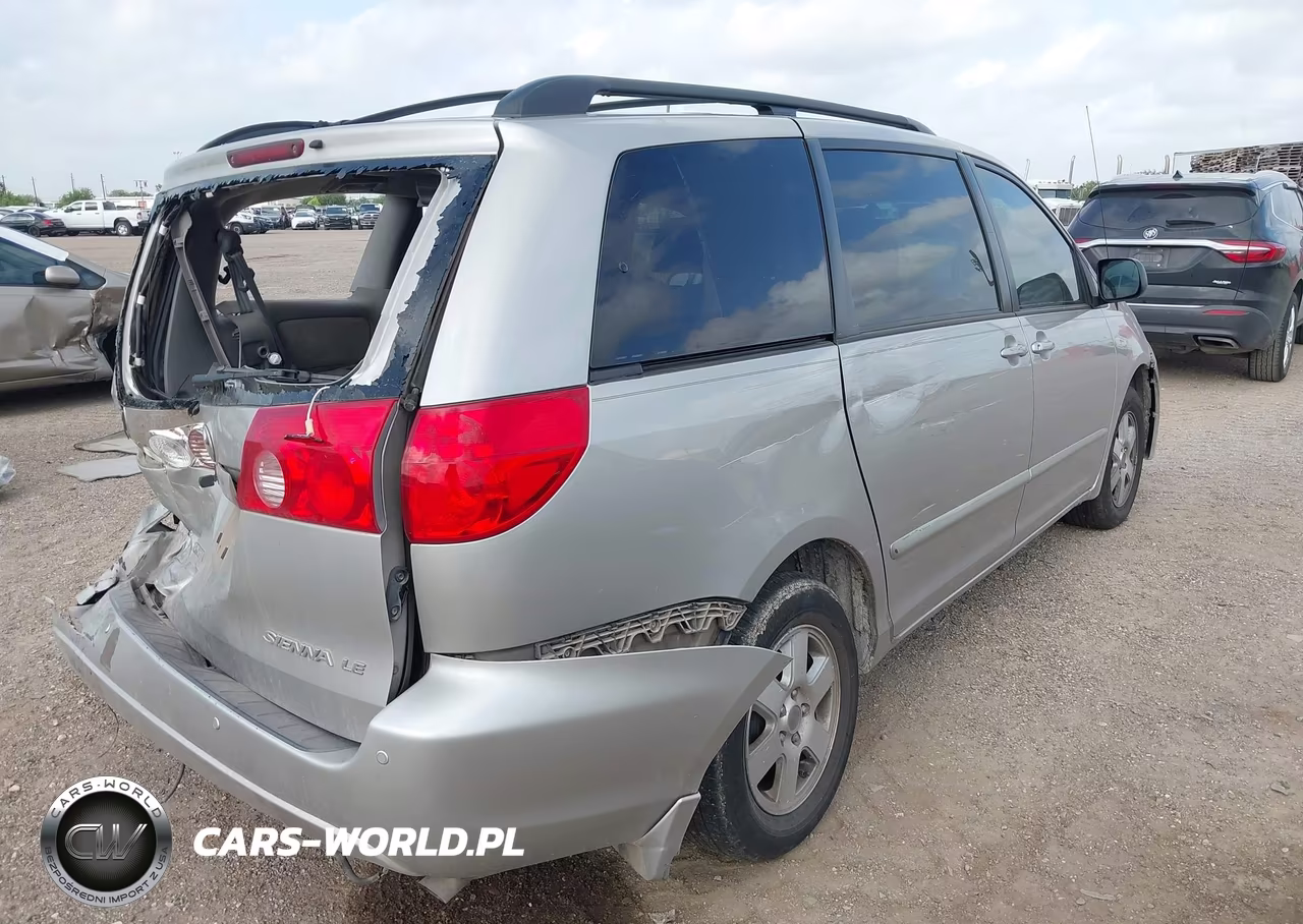 2009 Toyota Sienna Le VIN:5TDZK23C99S269305 - 4