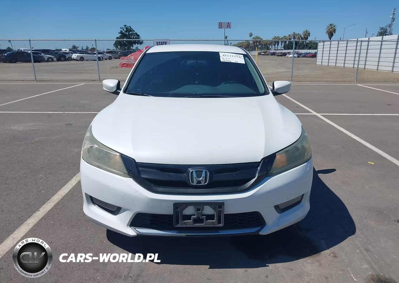 2015 Honda Accord Sport VIN:1HGCR2F5XFA145052 - 12