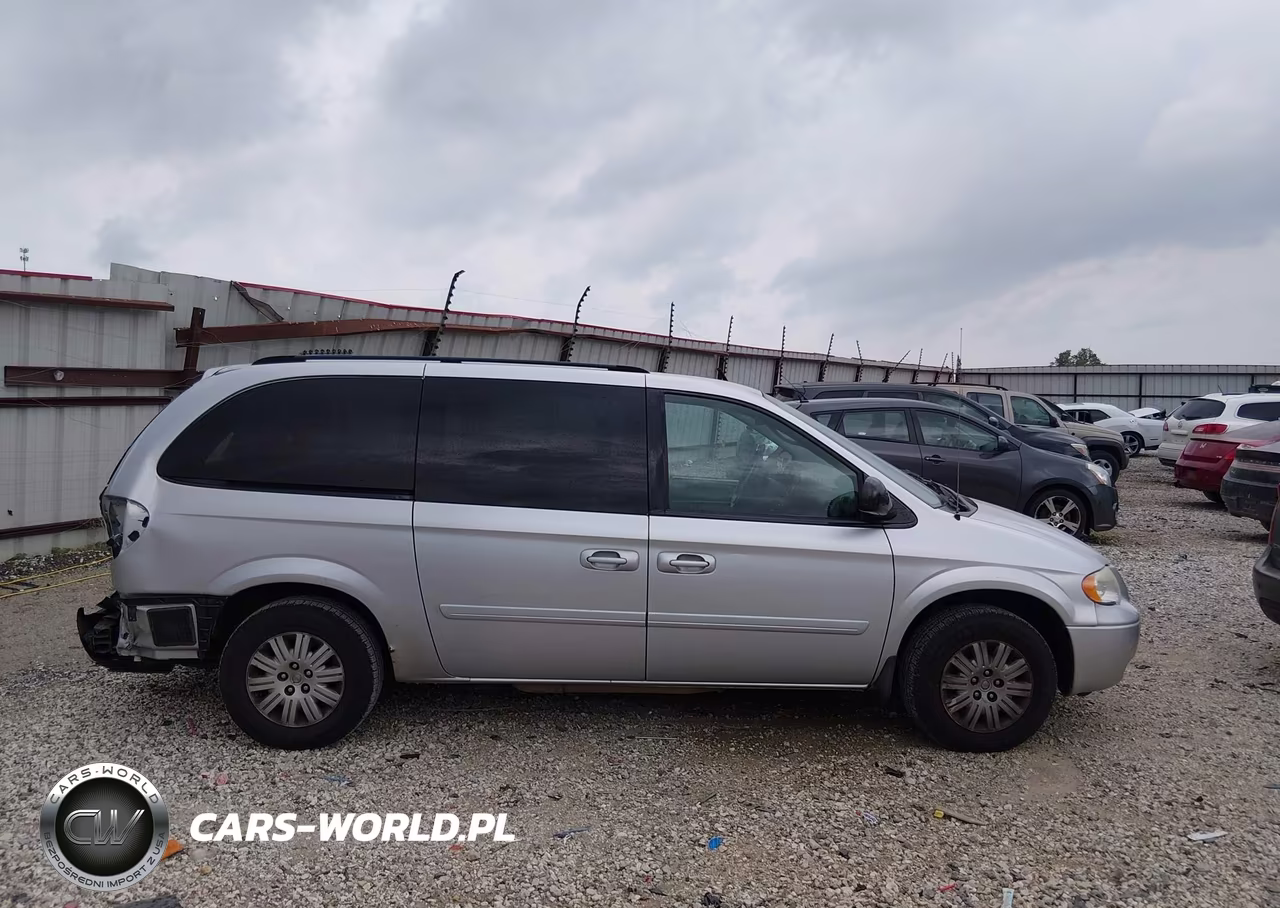 2007 Chrysler Town & Country Lx VIN:2A4GP44R87R252597 - 13
