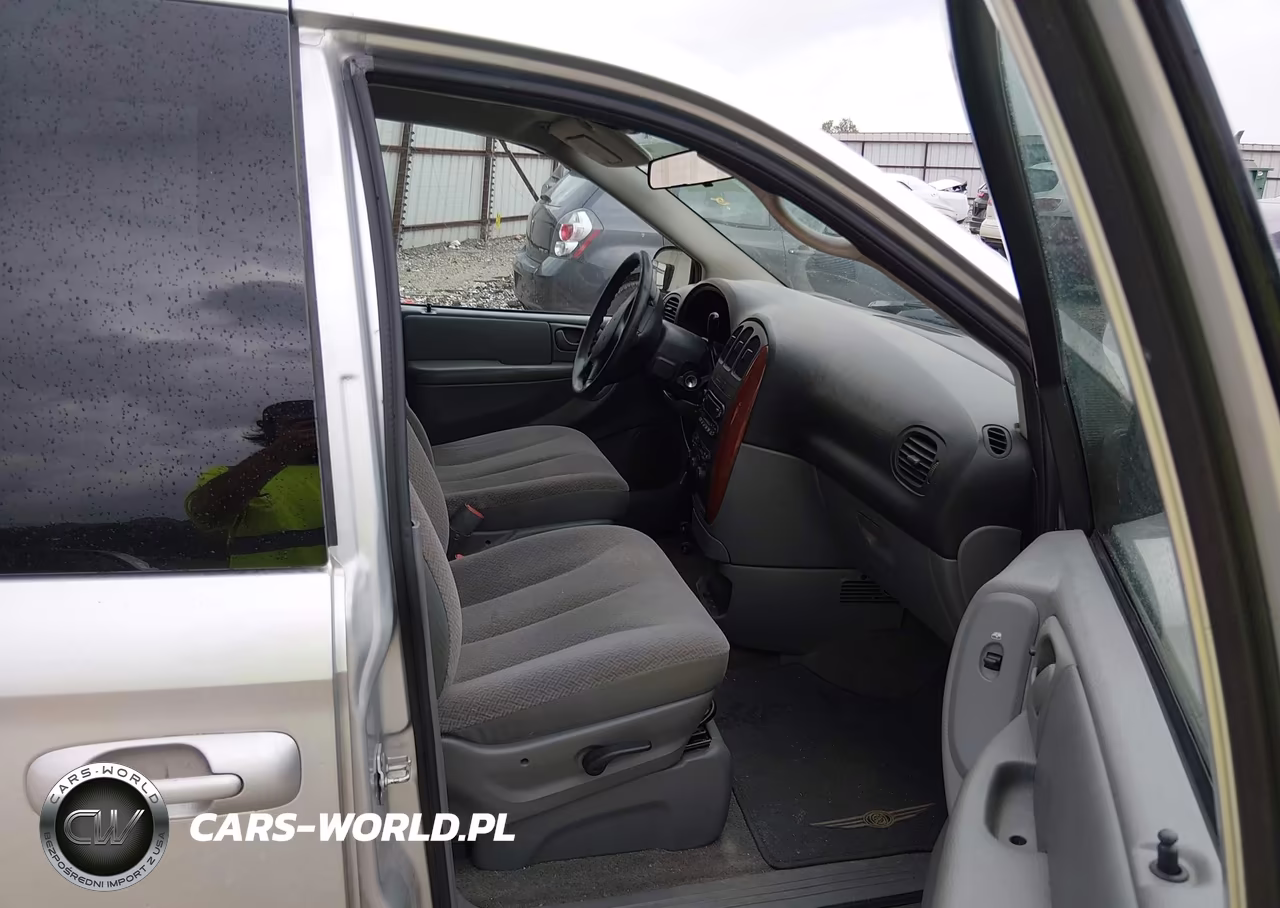 2007 Chrysler Town & Country Lx VIN:2A4GP44R87R252597 - 5