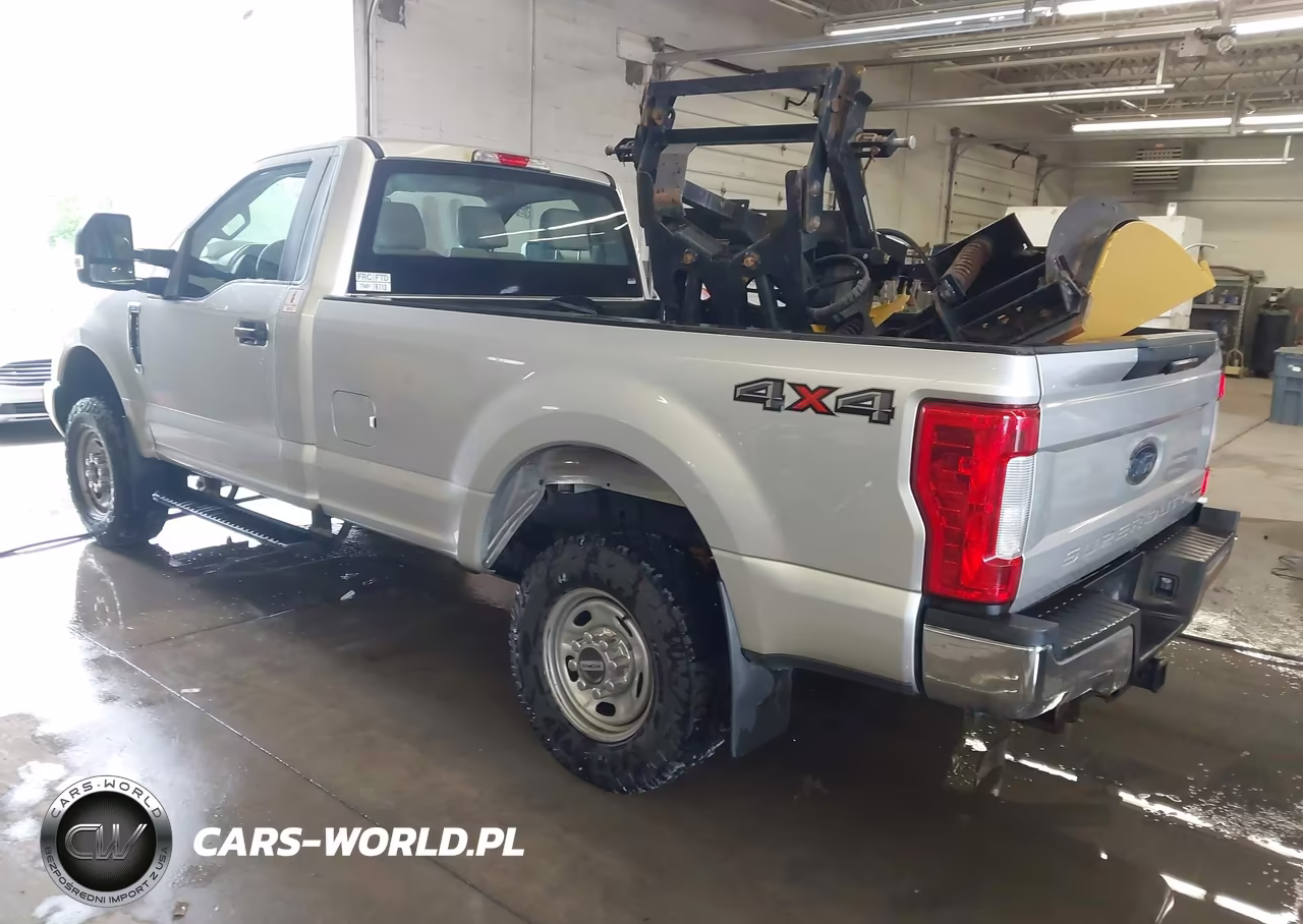 2019 Ford F-250 Xl VIN:1FTBF2B61KED43748 - 3