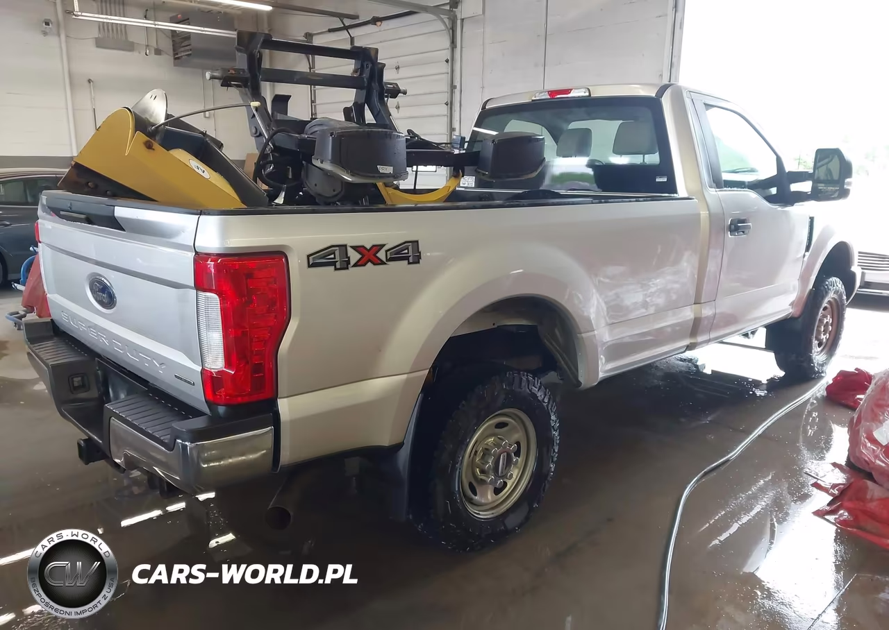 2019 Ford F-250 Xl VIN:1FTBF2B61KED43748 - 4